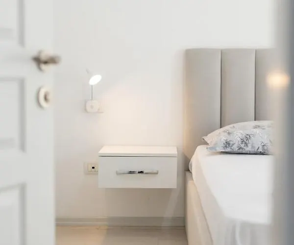 Appartamento Top Bnb Tirana *