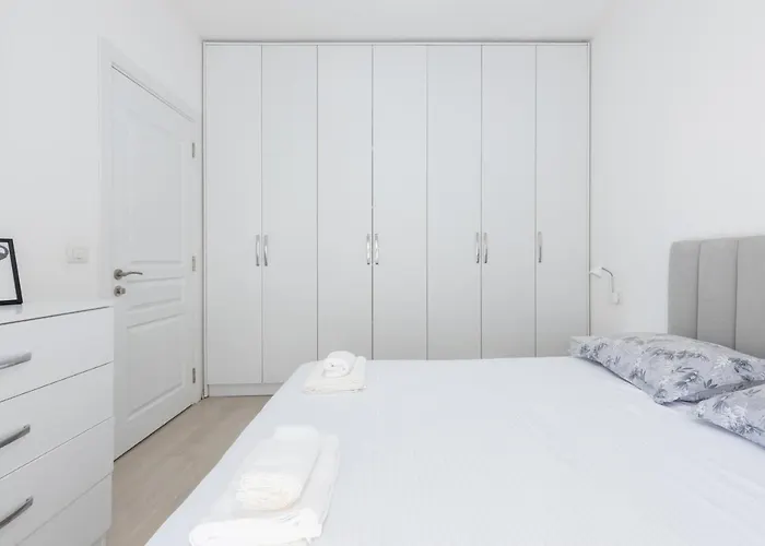 Top Bnb Tirana *